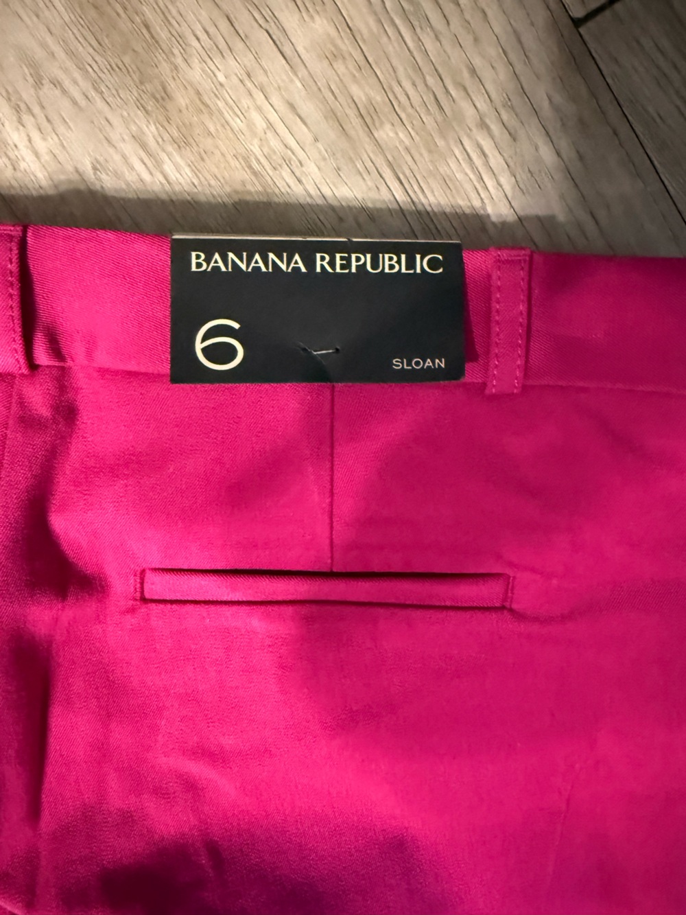 Banana Republic Women's Hot Pink Skinny Jeans - Picture 3 of 3